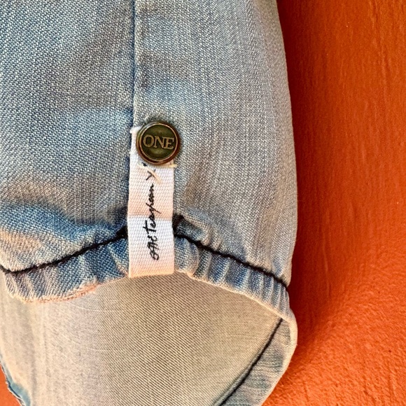 One x One Teaspoon Denim Shirt - Picture 5 of 8